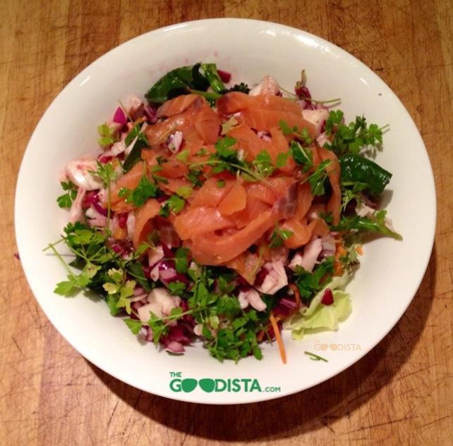 Recipe for Salmon Salad with Pomegranate